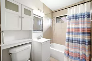 807 E 43rd St, Houston, TX 77022 - Photo 26