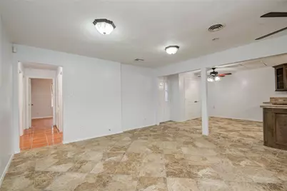 811 W 7th Street, Freeport, TX 77541 - Photo 4