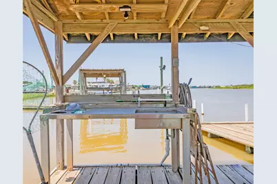 1214 County Road 201, Sargent, TX 77414 - Photo 40