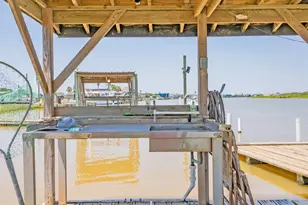 1214 County Rd 201, Sargent, TX 77414 - Photo 40