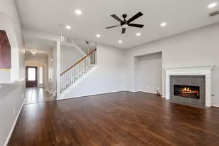 3130 Springdale Dr, Pearland, TX 77584 - Photo 6