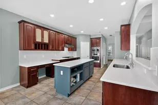 3130 Springdale Dr, Pearland, TX 77584 - Photo 8