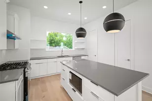 902 Kern St, Houston, TX 77009 - Photo 20
