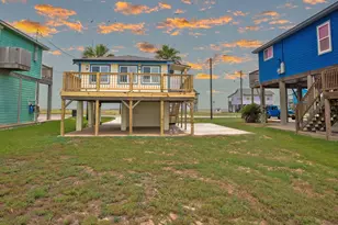 1158 County Rd 230, Sargent, TX 77414 - Photo 4