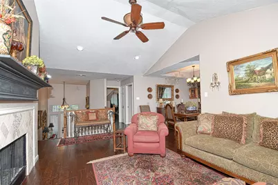 109 Avonlea, The Woodlands, TX 77382 - Photo 12