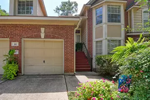 109 Avonlea, The Woodlands, TX 77382 - Photo 2