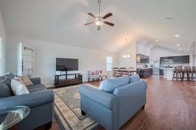 21018 Whitehaven Bluff Trail, Katy, TX 77449 - Photo 8