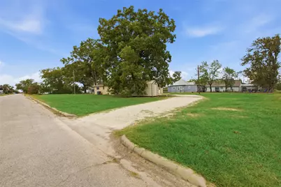 436 7th Street, Hempstead, TX 77445 - Photo 24