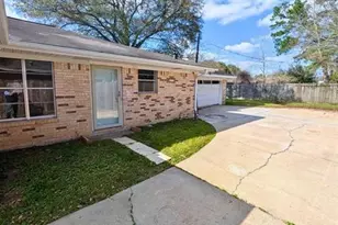 4080 Diane Dr, Beaumont, TX 77706 - Photo 2