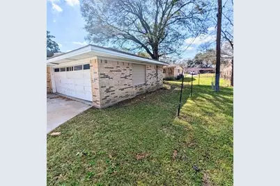 4080 Diane Drive, Beaumont, TX 77706 - Photo 6