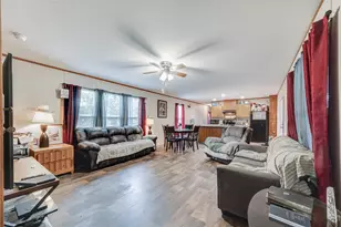 232 S Kerr Rd, Wharton, TX 77488 - Photo 6