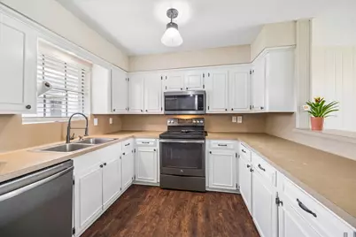 2703 Newman, Liberty, TX 77575 - Photo 8