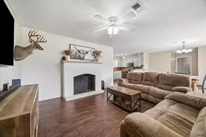 2703 Newman, Liberty, TX 77575 - Photo 6