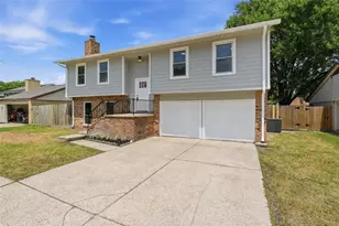 11330 Raven View Dr, Houston, TX 77067 - Photo 1