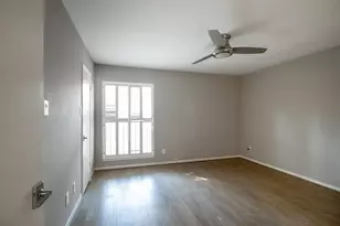 913 Memorial Village Dr, Houston, TX 77024 - Photo 16