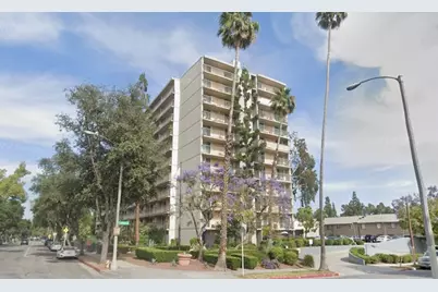 560 E Villa St, Pasadena, CA 91101 - Photo 2