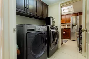 14357 Misty Meadow Ln, Houston, TX 77079 - Photo 18