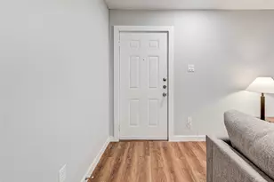 1017 North Ln, Houston, TX 77088 - Photo 4