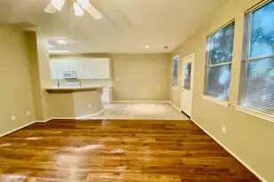 23 Summer Haze Cir, The Woodlands, TX 77382 - Photo 4