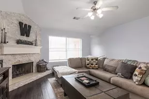 4301 Twin Lakes Tr, Pearland, TX 77584 - Photo 8