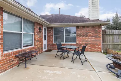 4301 Twin Lakes Trail, Pearland, TX 77584 - Photo 18