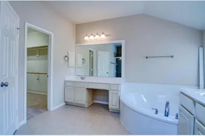 62 E Pipers Green Street, The Woodlands, TX 77382 - Photo 16