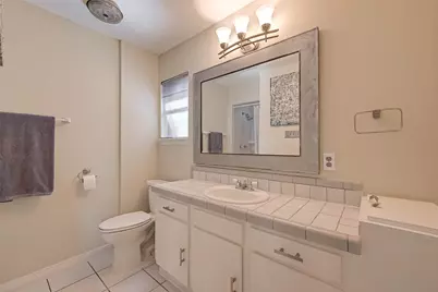 6018 Berendo Street, Houston, TX 77092 - Photo 12