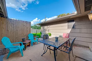 6018 Berendo St, Houston, TX 77092 - Photo 18