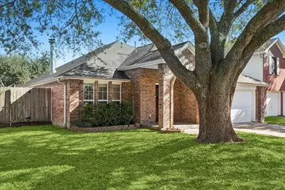 4305 Plover Drive, Seabrook, TX 77586 - Photo 2