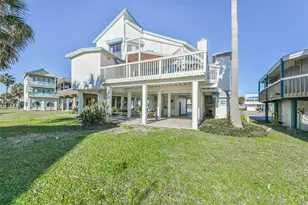 4231 Pelican Ln, Galveston, TX 77554 - Photo 4