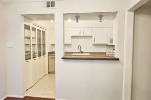 11550 Chimney Rock Rd, Houston, TX 77035 - Photo 10