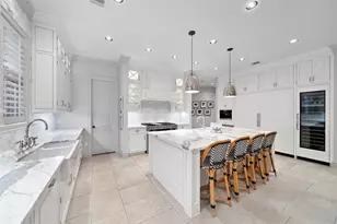 422 Pinewold Dr, Houston, TX 77056 - Photo 4