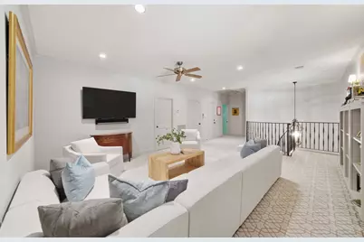 422 Pinewold Drive, Houston, TX 77056 - Photo 32
