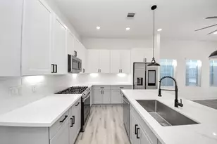 3010 Jensen Springs Ln, Houston, TX 77026 - Photo 22
