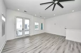 3010 Jensen Springs Ln, Houston, TX 77026 - Photo 24