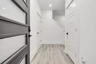 3010 Jensen Springs Ln, Houston, TX 77026 - Photo 38