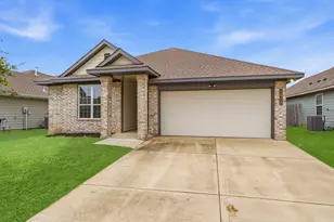 1030 Bending Trl Dr, Tomball, TX 77375 - Photo 6