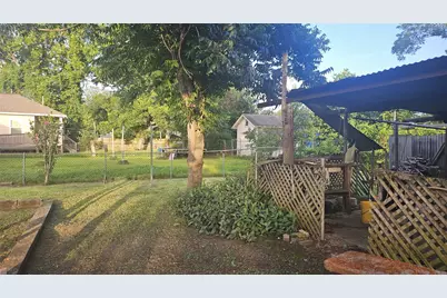 8002 Richland Drive, Houston, TX 77028 - Photo 18