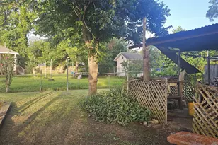 8002 Richland Dr, Houston, TX 77028 - Photo 18