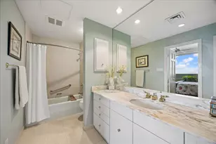 1111 Hermann Dr, Houston, TX 77004 - Photo 18