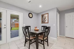 13510 Naples Bridge Rd, Sugar Land, TX 77498 - Photo 10