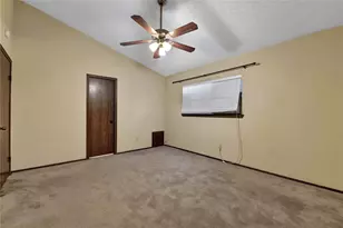 3115 River Valley Dr, Houston, TX 77339 - Photo 14