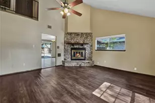 3115 River Valley Dr, Houston, TX 77339 - Photo 6