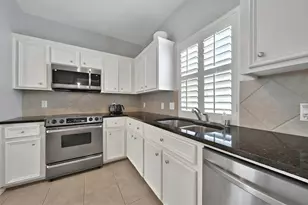 1612 W 25th St, Houston, TX 77008 - Photo 14