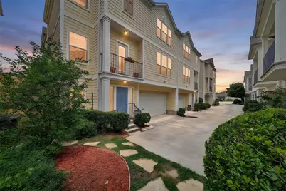 1612 W 25th Street, Houston, TX 77008 - Photo 1