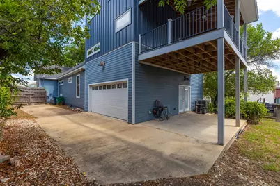 303 W Alamo Street, Brenham, TX 77833 - Photo 44
