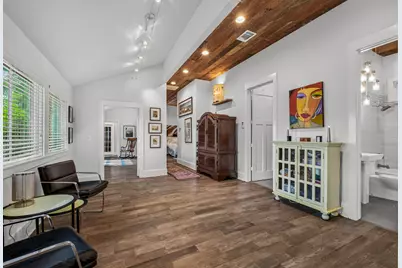 303 W Alamo Street, Brenham, TX 77833 - Photo 6