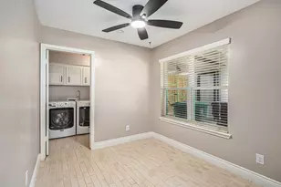 2283 Woodland Springs St, Houston, TX 77077 - Photo 12