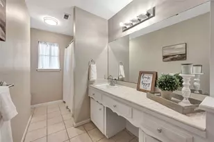 847 Carlingford Ln, Houston, TX 77079 - Photo 18