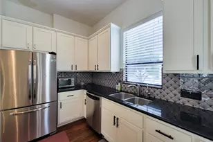 403 Jackson Hill St, Houston, TX 77007 - Photo 16